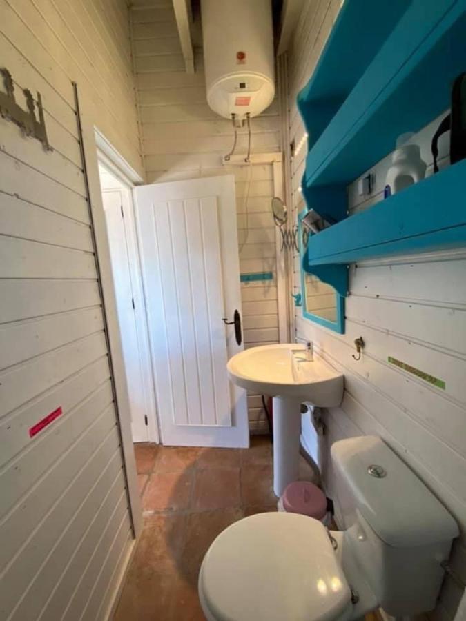 Rustic Cabin Tarifa 4 Guests 10 Minutes To Beach Bagian luar foto